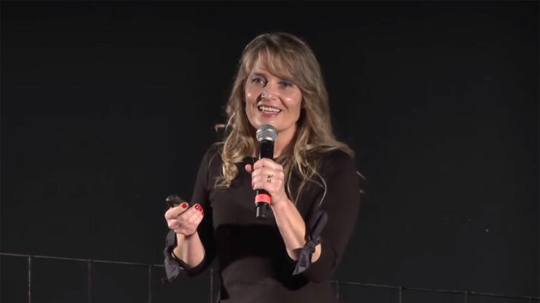 Laura Bricola di Un Sorriso in Più al TEDx di Reggio Emilia
